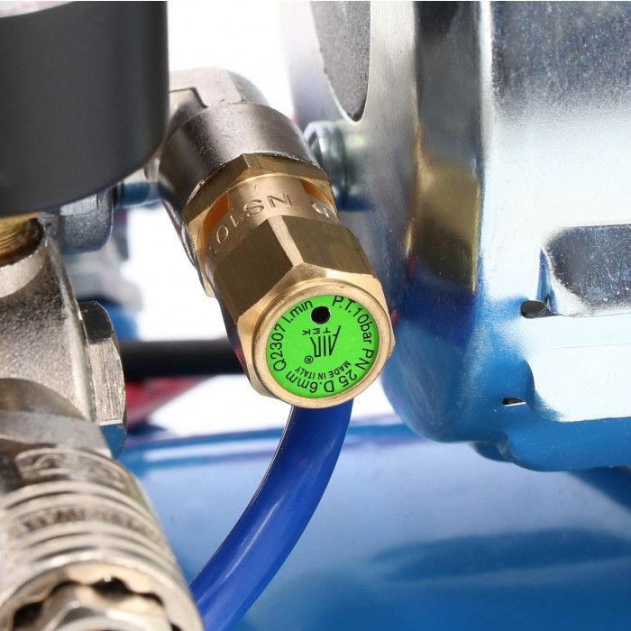 Compresseur pour camion (compresseur 24V) silencieux sans huile DC 24-225/15 10 bar 0.75 ch/0.55 kW 180 l/min 15 L
